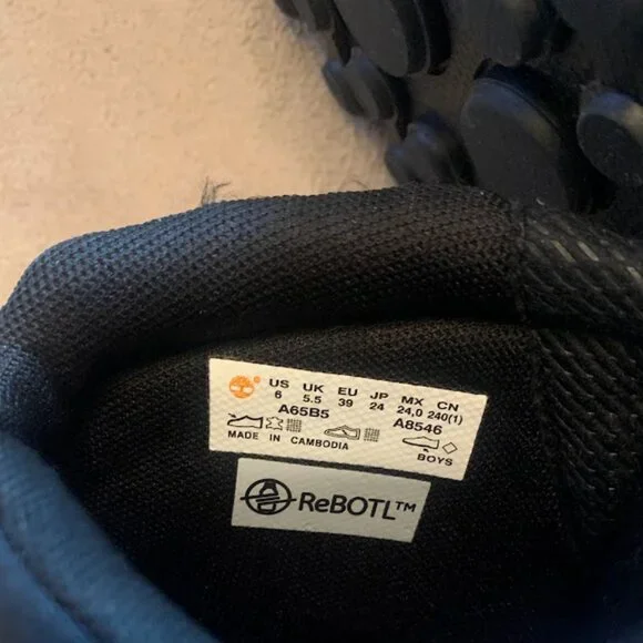 Timberland Kids Converge Hiking Boots - EUC - Size 6 - Picture 6 of 7